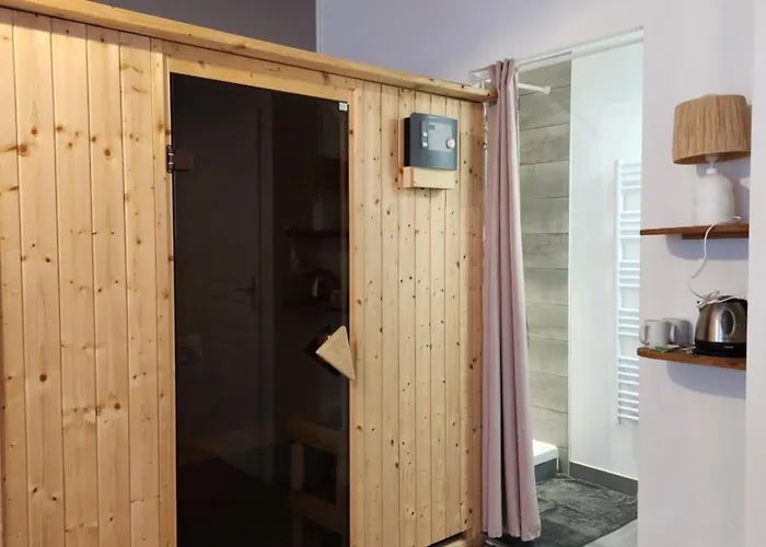 Privées Hyper-centre Lit 160x200cm 3* Épernay